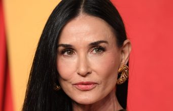 Demi Moore’s Oscars After-Party Makeup Was Flawless—and
Every Product Was Under $40