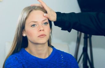 4 Nonsurgical Treatments That Mimic a Browlift