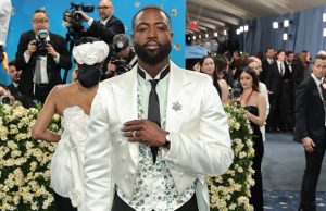 Dwyane Wade Had One of the Best Manicures at the Met
Gala