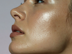 “Skin-Minimalism” vs. “Skin-Cycling”: Which is Right for Sensitive Skin?